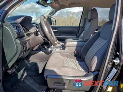 Zdjęcie 7 z 16 samochodu: 2021 TOYOTA TUNDRA CREWMAX SR5 VIN:5TFDY5F11MX031939 - miniatura