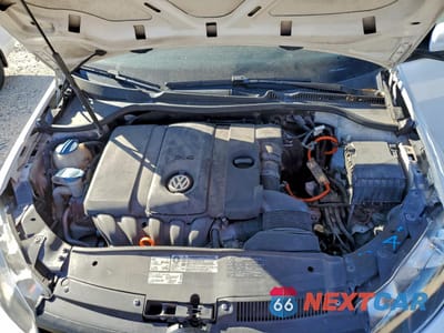 Zdjęcie 11 z 13 samochodu: 2011 VOLKSWAGEN GOLF VIN:WVWDA7AJ6BW327811 - miniatura