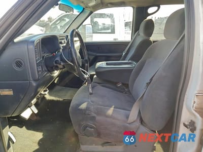 Zdjęcie 7 z 13 samochodu: 2001 CHEVROLET SILVERADO C3500 VIN:1GCJC33191F170504 - miniatura