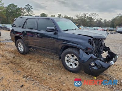 Czwarte zdjęcie samochodu z boku: 2021 TOYOTA 4RUNNER SR5 VIN:JTEEU5JR9M5243539 - miniatura