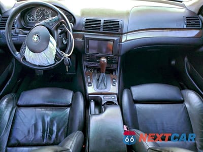 Zdjęcie 8 z 11 samochodu: 2003 BMW 330 XI VIN:WBAEW53493PN31643 - miniatura