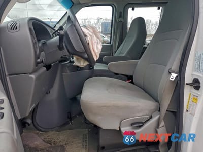Zdjęcie 7 z 16 samochodu: 2008 FORD ECONOLINE E350 SUPER DUTY WAGON VIN:1FBSS31L48DA95104 - miniatura
