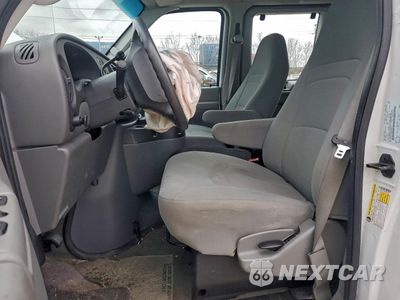 Zdjęcie 7 z 16 samochodu: 2008 FORD ECONOLINE E350 SUPER DUTY WAGON VIN:1FBSS31L48DA95104 - miniatura