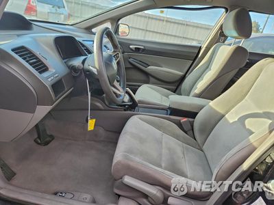 Zdjęcie 7 z 12 samochodu: 2010 HONDA CIVIC LX VIN:2HGFA1F50AH316190 - miniatura