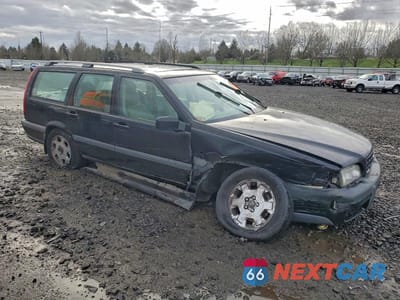 Czwarte zdjęcie samochodu z boku: 2000 VOLVO V70 XC VIN:YV1LZ56D1Y2643705 - miniatura