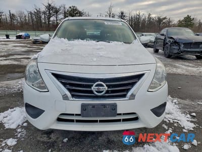 Piąte zdjęcie samochodu w środku: 2017 NISS VERSA VIN:3N1CN7AP2HL830984 - miniatura