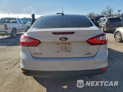 Zdjęcie 6 z 12 samochodu: 2014 FORD FOCUS SE VIN:1FADP3F23EL413274 - miniatura