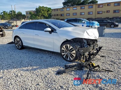 Czwarte zdjęcie samochodu z boku: 2023 MERCEDES-BENZ EQE SEDAN 500 4MATIC VIN:W1KEG2CB2PF033329 - miniatura