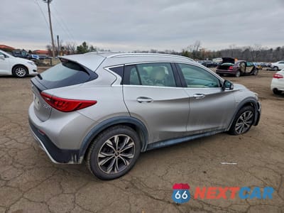 Trzecie zdjęcie samochodu z tyłu: 2017 INFINITY QX30 VIN:SJKCH5CR4HA017657 - miniatura