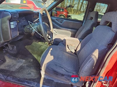 Zdjęcie 7 z 13 samochodu: 1994 CHEVROLET S TRUCK S10 VIN:1GCCS19Z5R8229738 - miniatura