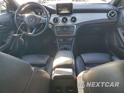 Zdjęcie 8 z 12 samochodu: 2017 MERCEDES-BENZ GLA 250 VIN:WDCTG4EB2HJ342303 - miniatura