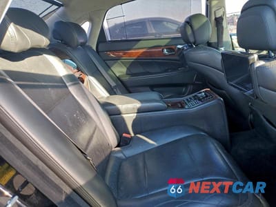 Zdjęcie 10 z 11 samochodu: 2014 HYUNDAI EQUUS SIGNATURE VIN:KMHGH4JH4EU074259 - miniatura