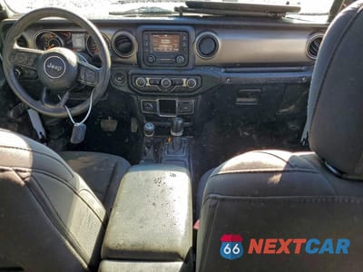 Zdjęcie 8 z 12 samochodu: 2020 JEEP WRANGLER UNLIMITED SPORT VIN:1C4HJXDN1LW230758 - miniatura