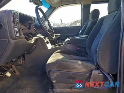 Zdjęcie 7 z 12 samochodu: 2003 CHEVROLET SILVERADO K1500 VIN:2GCEK19T931189176 - miniatura