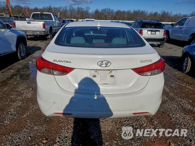Zdjęcie 6 z 12 samochodu: 2013 HYUNDAI ELANTRA GLS VIN:5NPDH4AE5DH410670 - miniatura