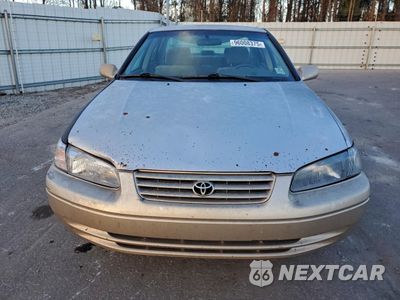 Piąte zdjęcie samochodu w środku: 1999 TOYOTA CAMRY CE VIN:4T1BG22K8XU884430 - miniatura