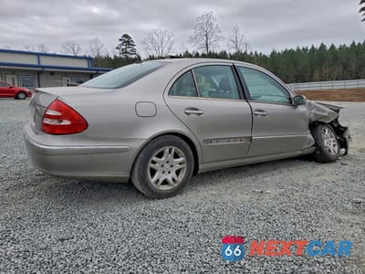 Trzecie zdjęcie samochodu z tyłu: 2003 MERCEDES-BENZ E 320 VIN:WDBUF65J33X100656 - miniatura