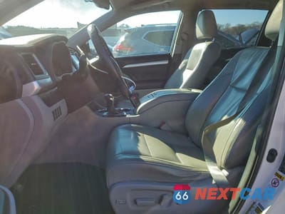 Zdjęcie 7 z 13 samochodu: 2015 TOYOTA HIGHLANDER XLE VIN:5TDJKRFH6FS204999 - miniatura