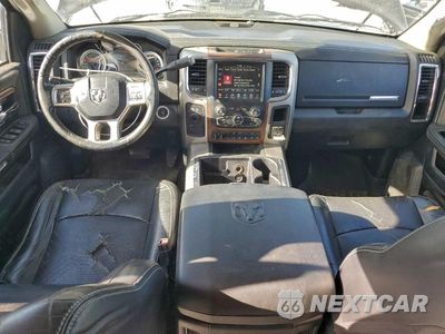 Zdjęcie 8 z 13 samochodu: 2015 RAM 2500 VIN:3C6UR5NJ8FG632584 - miniatura