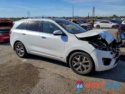 Czwarte zdjęcie samochodu z boku: 2017 KIA SORENTO SX VIN:5XYPKDA51HG204600 - miniatura