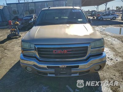 Piąte zdjęcie samochodu w środku: 2004 GMC NEW SIERRA C1500 VIN:2GTEC19V641136743 - miniatura