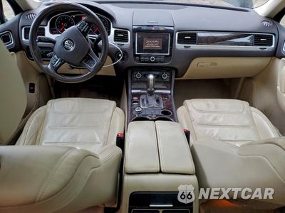 Zdjęcie 8 z 14 samochodu: 2013 VOLKSWAGEN TOUAREG V6 VIN:WVGEF9BP2DD007156 - miniatura
