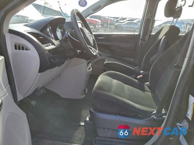 Zdjęcie 7 z 13 samochodu: 2016 DODGE GRAND CARAVAN SE VIN:2C4RDGBG5GR195947 - miniatura