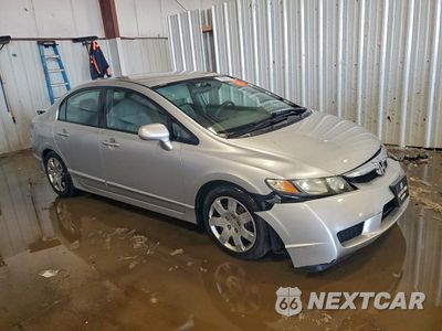 Czwarte zdjęcie samochodu z boku: 2010 HONDA CIVIC LX VIN:2HGFA1F55AH331459 - miniatura