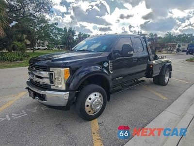 Drugie zdjęcie samochodu z przodu: 2017 FORD F450 SUPER - TRUCKS HOOKLIFT TRUCK VIN:1FD0X4GT8HEE08680 - miniatura