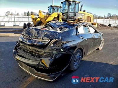Trzecie zdjęcie samochodu z tyłu: 2024 HYUNDAI ELANTRA SEL VIN:KMHLM4DG2RU750467 - miniatura