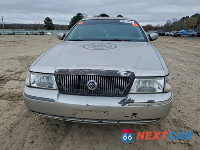 Piąte zdjęcie samochodu w środku: 2005 MERCURY GRAND MARQUIS LS VIN:2MEFM75W65X642413 - miniatura