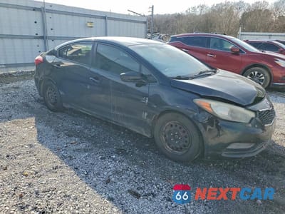 Czwarte zdjęcie samochodu z boku: 2015 KIA FORTE LX VIN:KNAFK4A62F5429034 - miniatura