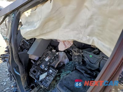 Zdjęcie 8 z 14 samochodu: 2024 TESLA CYBERTRUCK VIN:7G2CEHED4RA049400 - miniatura
