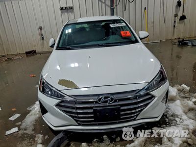 Piąte zdjęcie samochodu w środku: 2019 HYUNDAI ELANTRA SE VIN:5NPD74LF7KH462307 - miniatura