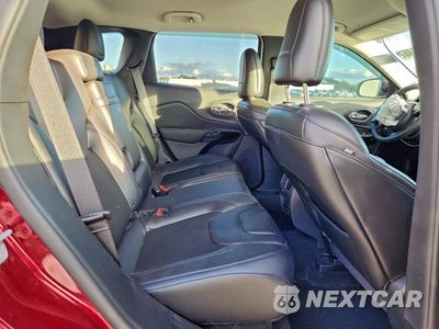 Zdjęcie 11 z 13 samochodu: 2019 JEEP CHEROKEE LATITUDE PLUS VIN:1C4PJLLB2KD369920 - miniatura