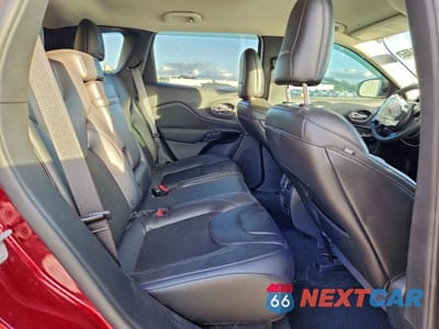 Zdjęcie 11 z 16 samochodu: 2019 JEEP CHEROKEE LATITUDE PLUS VIN:1C4PJLLB2KD369920 - miniatura