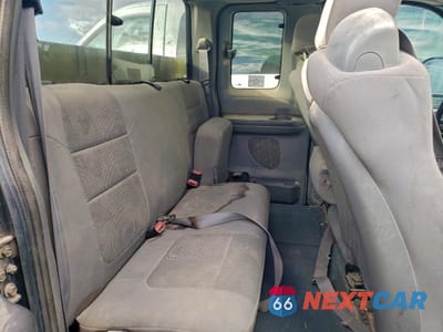 Zdjęcie 10 z 12 samochodu: 2004 FORD F250 UTILITY / SERVICE TRUCK VIN:1FTNX21S74ED18610 - miniatura