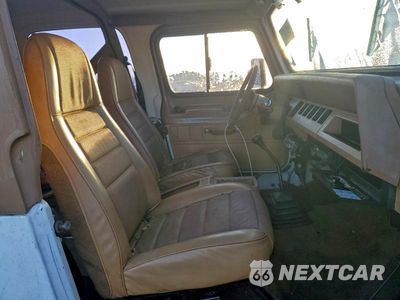 Zdjęcie 10 z 11 samochodu: 1988 JEEP WRANGLER VIN:2BCCV81J1JB502019 - miniatura