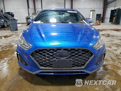 Piąte zdjęcie samochodu w środku: 2018 HYUNDAI SONATA SPORT VIN:5NPE34AF8JH655289 - miniatura