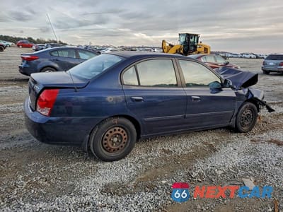 Trzecie zdjęcie samochodu z tyłu: 2005 HYUNDAI ELANTRA GLS VIN:KMHDN46D05U031569 - miniatura