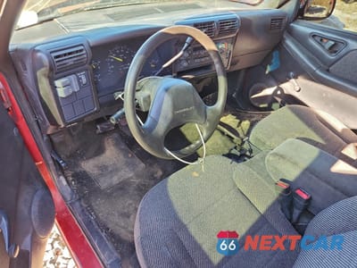 Zdjęcie 8 z 13 samochodu: 1994 CHEVROLET S TRUCK S10 VIN:1GCCS19Z5R8229738 - miniatura