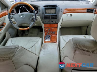 Zdjęcie 8 z 13 samochodu: 2004 LEXUS LS 430 VIN:JTHBN36F840152202 - miniatura