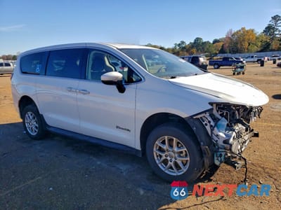 Czwarte zdjęcie samochodu z boku: 2022 CHRYSLER VOYAGER LX VIN:2C4RC1CG9NR172103 - miniatura