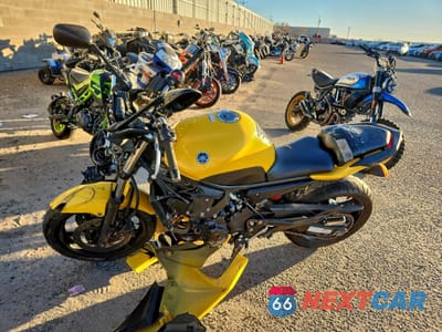 Trzecie zdjęcie samochodu z tyłu: 2009 YAMAHA FZ6 R VIN:JYARJ18E99A001306 - miniatura