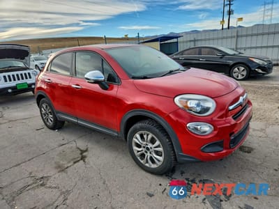Czwarte zdjęcie samochodu z boku: 2016 FIAT 500X EASY VIN:ZFBCFYBT5GP376943 - miniatura
