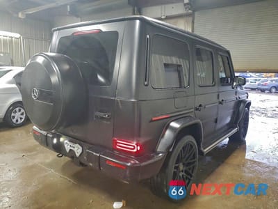 Trzecie zdjęcie samochodu z tyłu: 2021 MERCEDES-BENZ G 550 VIN:W1NYC6BJ6MX414232 - miniatura