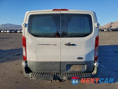 Zdjęcie 6 z 13 samochodu: 2015 FORD TRANSIT 250 DELIVERY VAN VIN:1FTNR1ZM2FKA47163 - miniatura