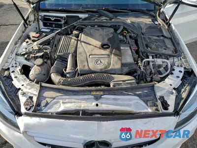 Zdjęcie 11 z 11 samochodu: 2015 MERCEDES-BENZ C 300 4MATIC VIN:55SWF4KBXFU032526 - miniatura