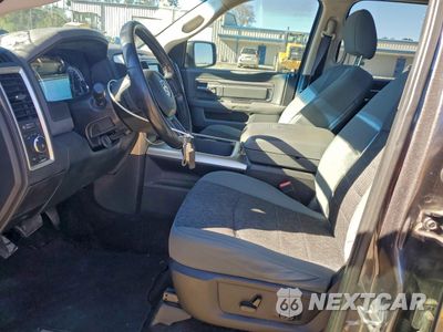 Zdjęcie 7 z 12 samochodu: 2016 RAM 1500 SLT VIN:1C6RR6LT5GS201212 - miniatura