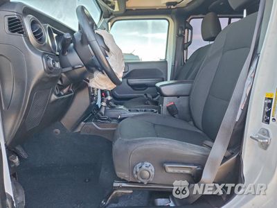 Zdjęcie 7 z 16 samochodu: 2022 JEEP WRANGLER UNLIMITED SPORT VIN:1C4HJXDG8NW252647 - miniatura